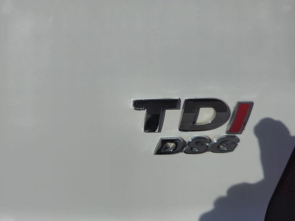 Volkswagen Caravelle 12 of 15