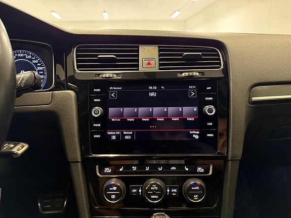 Volkswagen Golf I 25 of 30