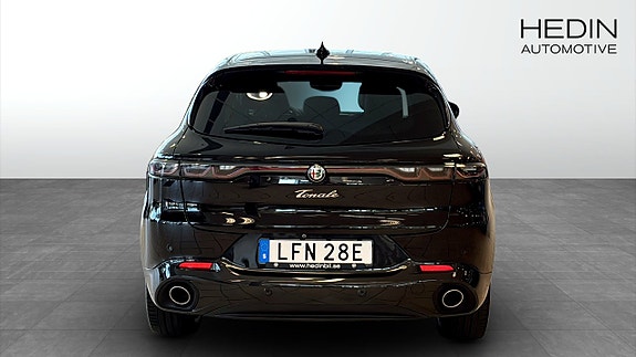 Alfa Romeo Tonale 7 of 12