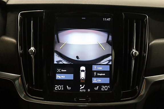 Volvo V90 Cross Country 19 of 30