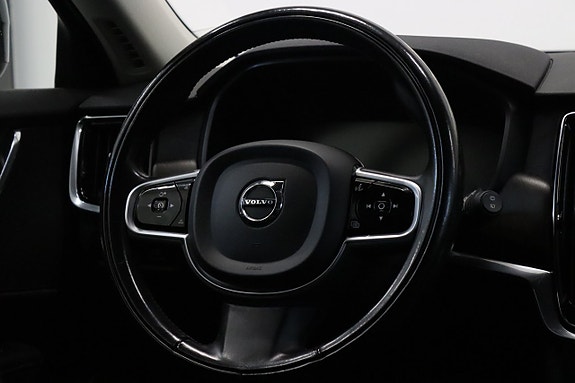 Volvo V90 Cross Country 17 of 30