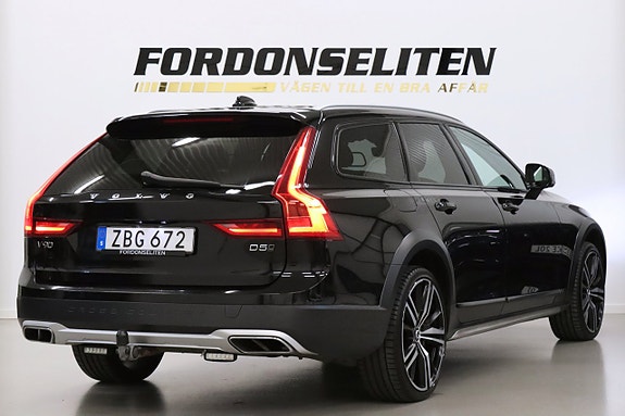 Volvo V90 Cross Country 6 of 30