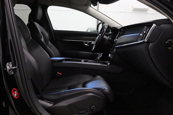 Volvo V90 Cross Country 15 of 30