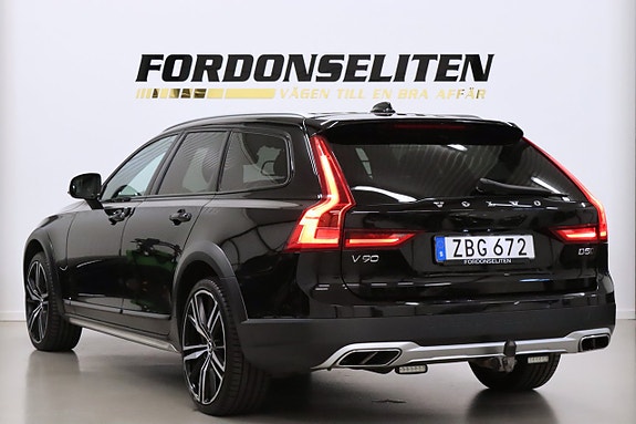 Volvo V90 Cross Country 7 of 30