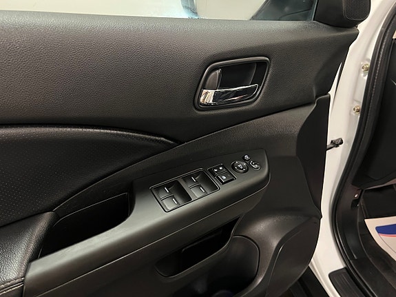 Honda CR-V 9 of 24