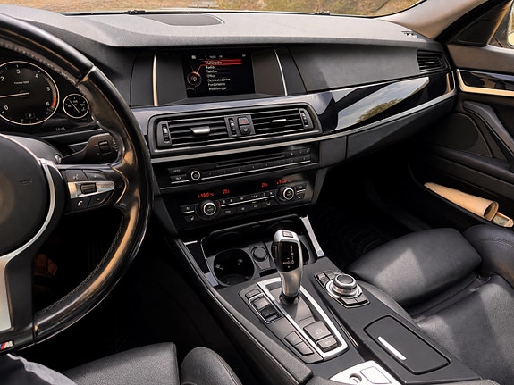 BMW 520d 9 of 18