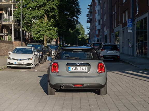 MINI Cooper 4 of 13