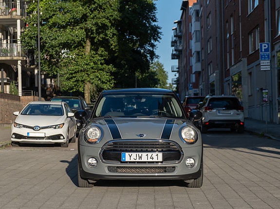 MINI Cooper 3 of 13