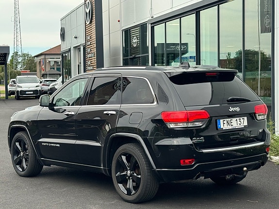 Jeep Grand Cherokee 6 of 7