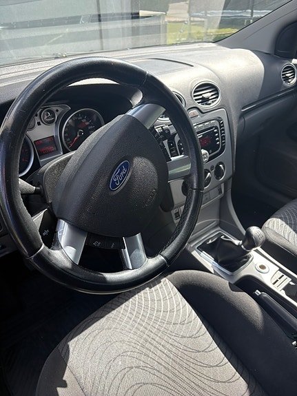 Ford Focus CC 6 of 7