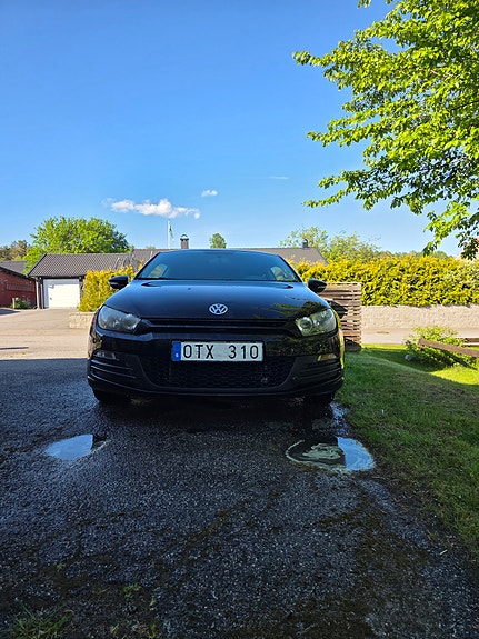 Volkswagen Scirocco 2 of 8