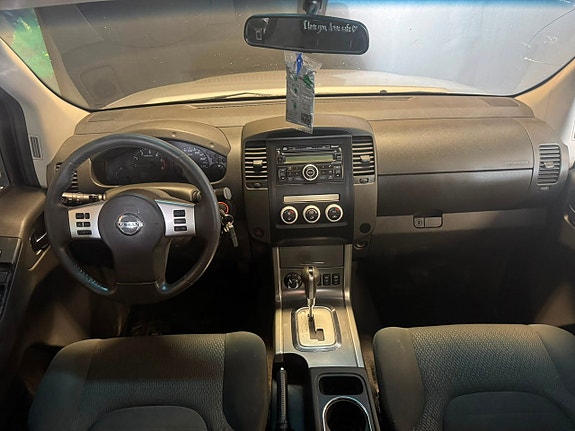 Nissan Navara 18 of 21