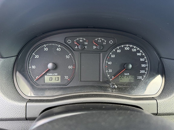Volkswagen Polo 21 of 26