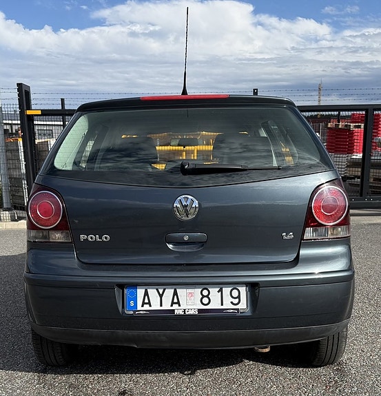 Volkswagen Polo 5 of 26