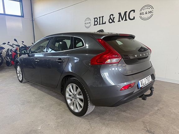 Volvo V40 6 of 15