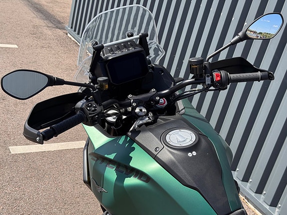 Moto Guzzi STELVIO VERDE HIKING 6 of 6