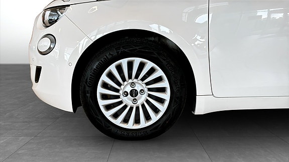 Fiat 500 9 of 12