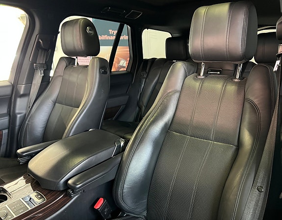 Land Rover Range Rover 17 of 22
