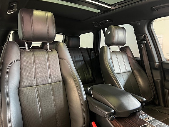 Land Rover Range Rover 16 of 22