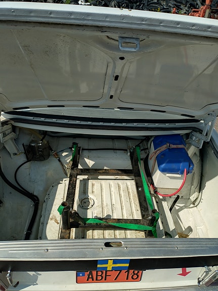 Volvo 142 4 of 8