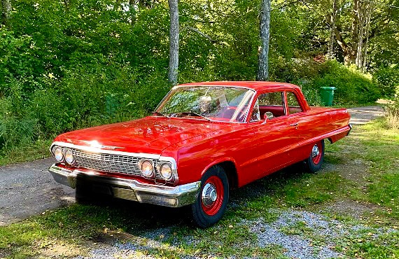 Chevrolet Biscayne 3 of 4