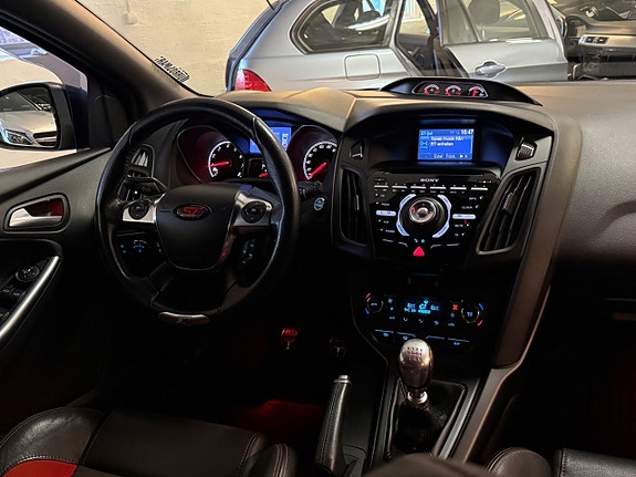 Ford Focus 20 of 20