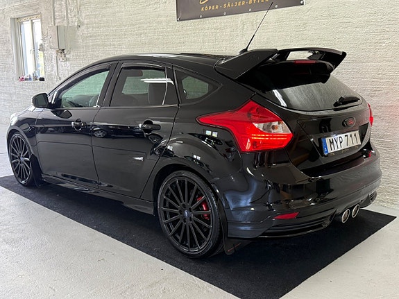 Ford Focus 5 of 20