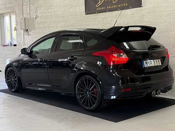Ford Focus 4 of 20