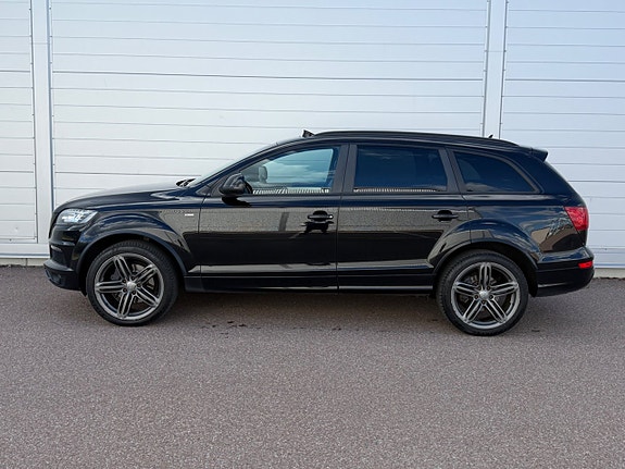 Audi Q7 4 of 15