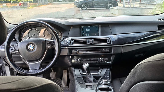 BMW 520d 3 of 3