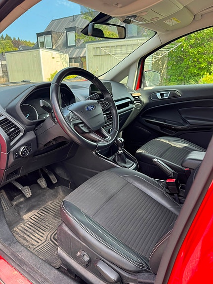 Ford Ecosport 10 of 13