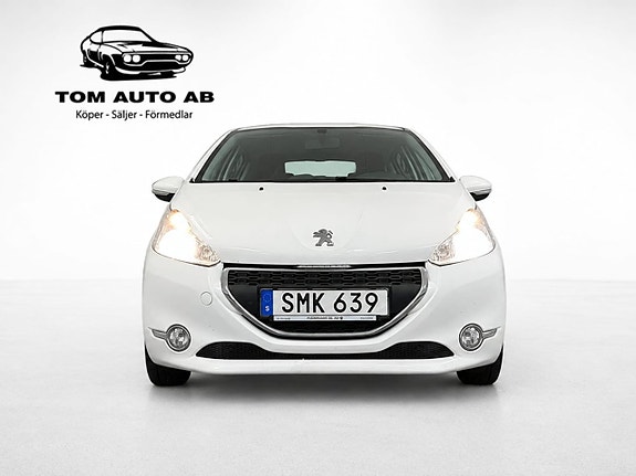 Peugeot 208 2 of 29