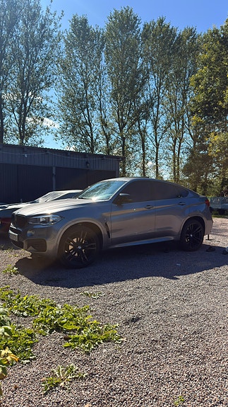 BMW X6 3 of 12