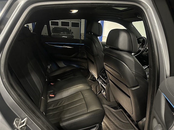 BMW X6 9 of 12