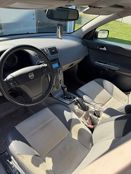 Volvo S40 6 of 9