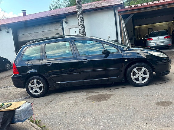 Peugeot 307 7 of 11
