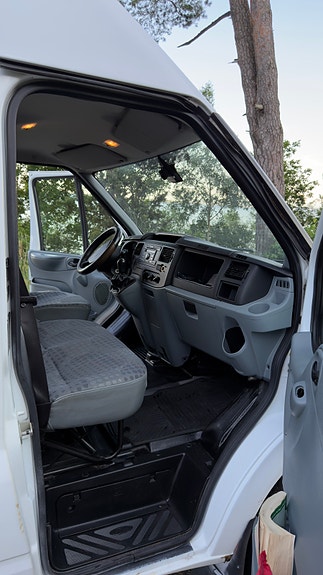 Ford Transit 2.2 TDCI - Campervan 5 of 18