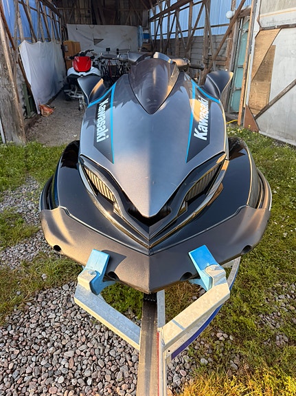 Kawasaki Ultra LX 2019 | 80 gångtimmar | Tiki-trailer ingår 5 of 7