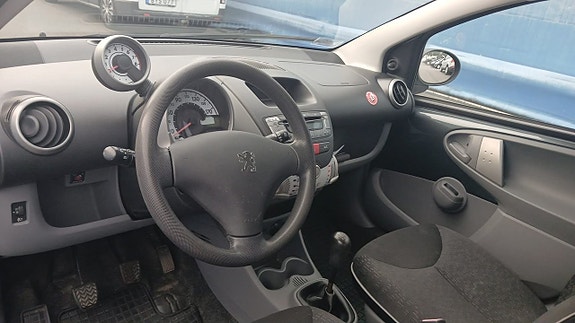 Peugeot 107 13 of 13