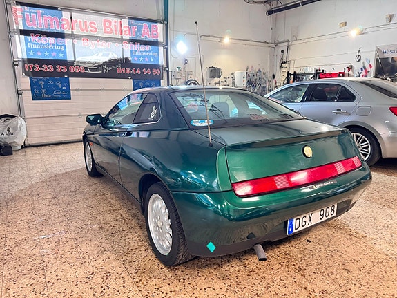 Alfa Romeo GTV 4 of 9