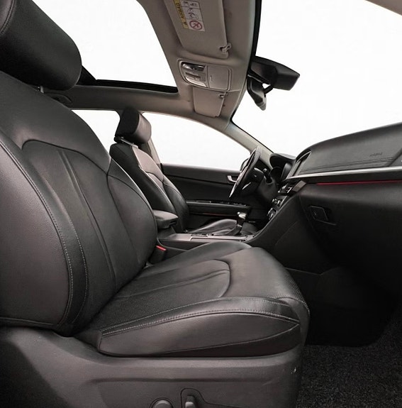Kia Optima 6 of 11