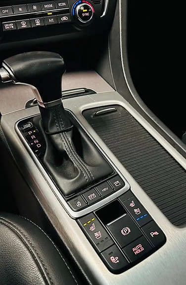 Kia Optima 7 of 11