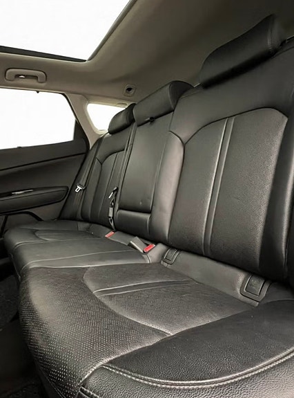 Kia Optima 10 of 11