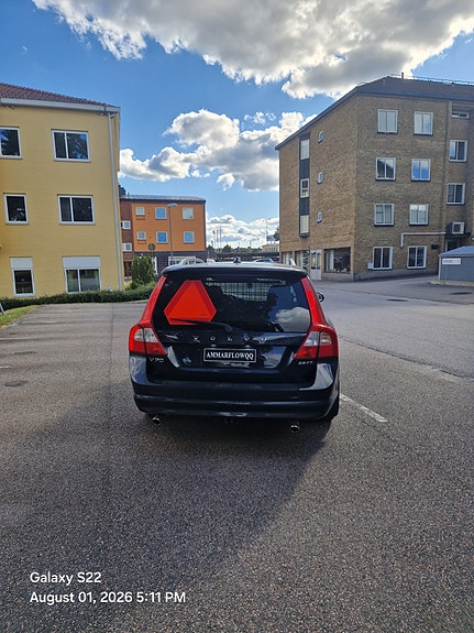 Volvo V70 6 of 10