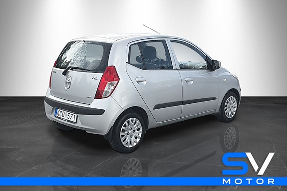Hyundai i10 4 of 15