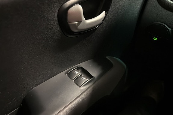 Hyundai i10 10 of 15