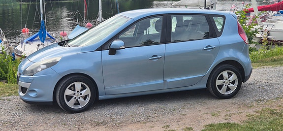 Renault Scenic III 4 of 8