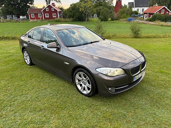 BMW 520d 2 of 10