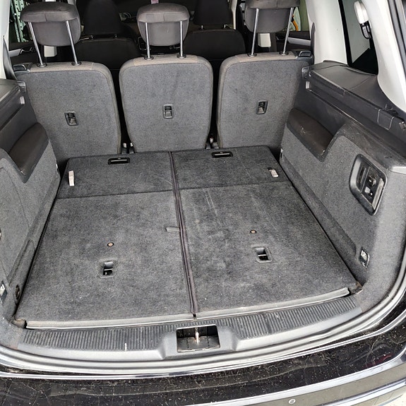 Volkswagen Sharan 9 of 9