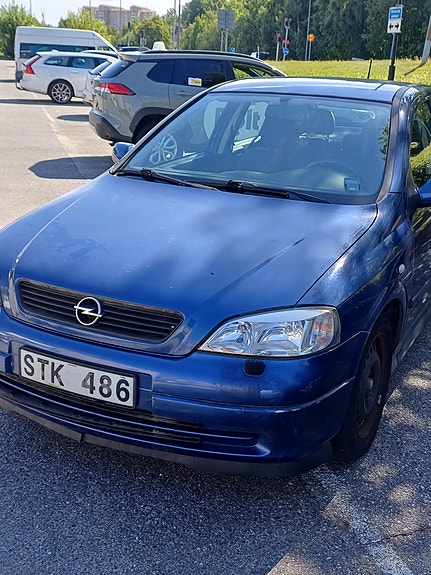Opel Astra 2 of 5
